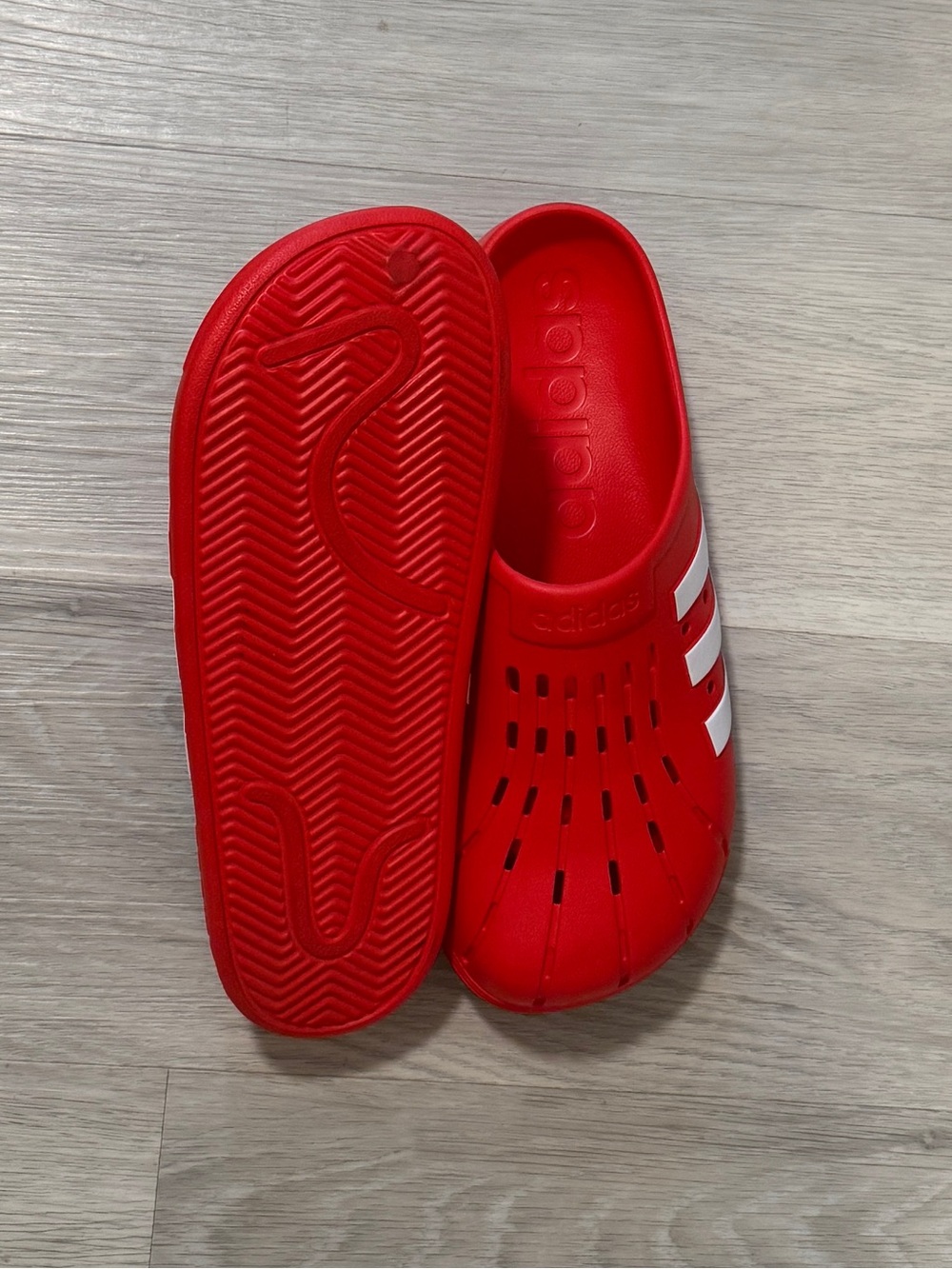 Like new! adidas Adilette Clog (Size 13) - Picture 3 of 3